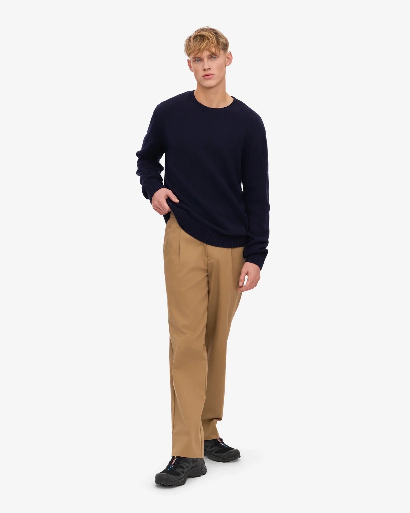 merino-wool-crew-crewneck-navy-blue-male_5.heic.webp