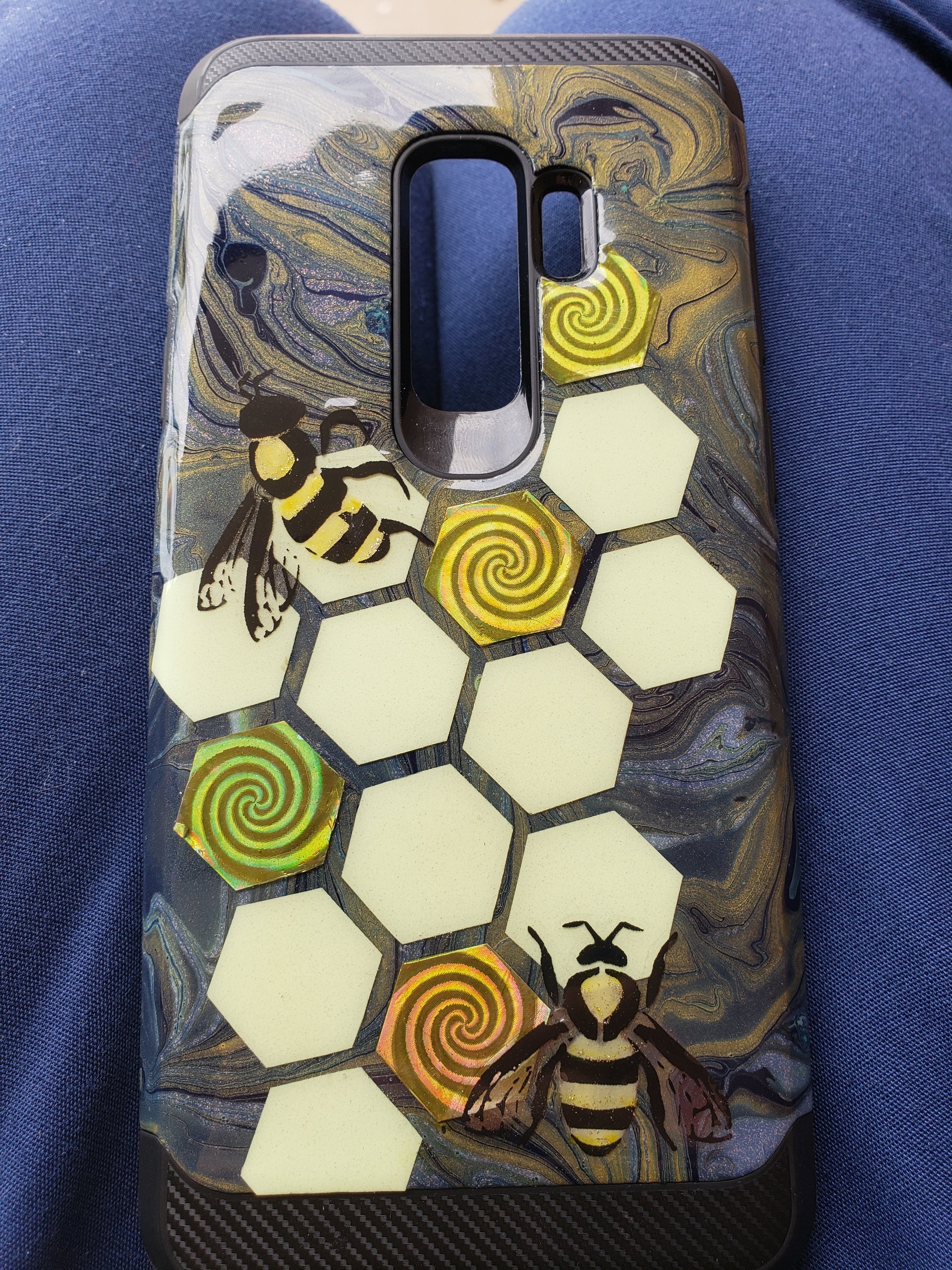 Glowing Gold and Navy Bee Hive Phone Case