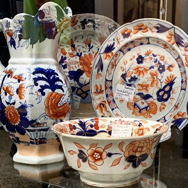 Imari lovers unite!  We have several dealers with extensive Imari collections available... open today 11-5 #therockhouseantiques #greenville #gvl #gvltoday #whatsgoingongreenville #imari #imaricollection