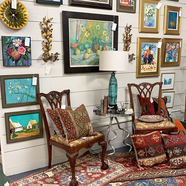 @davidwatkinsdesigns brings all the bright colors to the shop!  Happy Saturday!!! #yeahthatgreenville #gvl #gvltoday #decor #interiors #art #rugsofinstagram #rugs #antiques