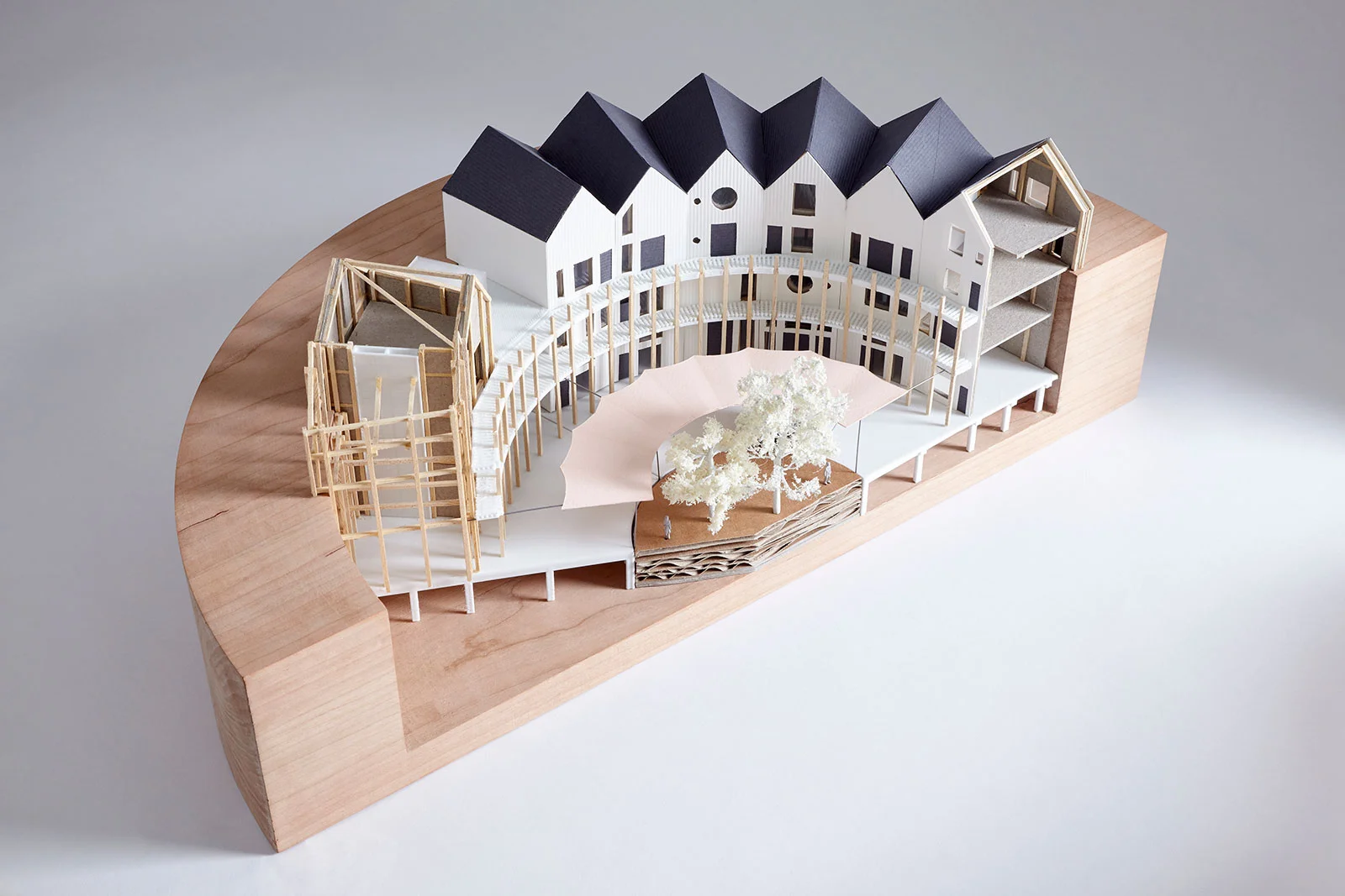 
Winning scheme, 1st prize, RIBA Gasholder Bases national competition. The competition brief was to come up with inspiring and innovative ideas for the future uses of gasholder bases – the sub-surface voids left behind