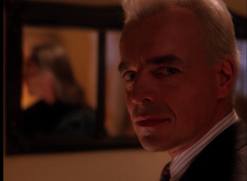 Twin Peaks: S2, E7
