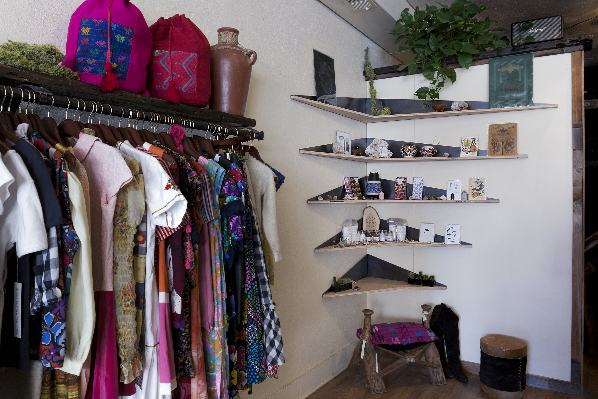 Queen City Corner Shelves