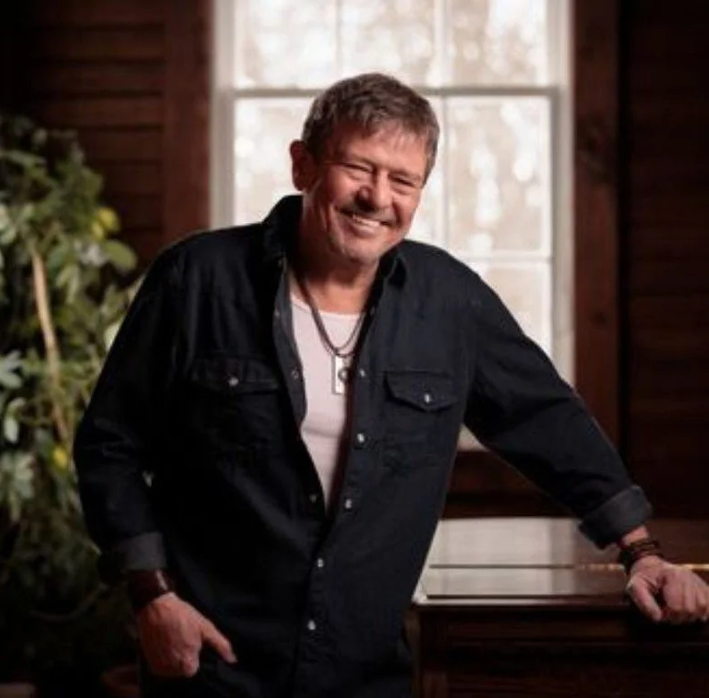 Lennie Gallant "The Innkeeper's Christmas"