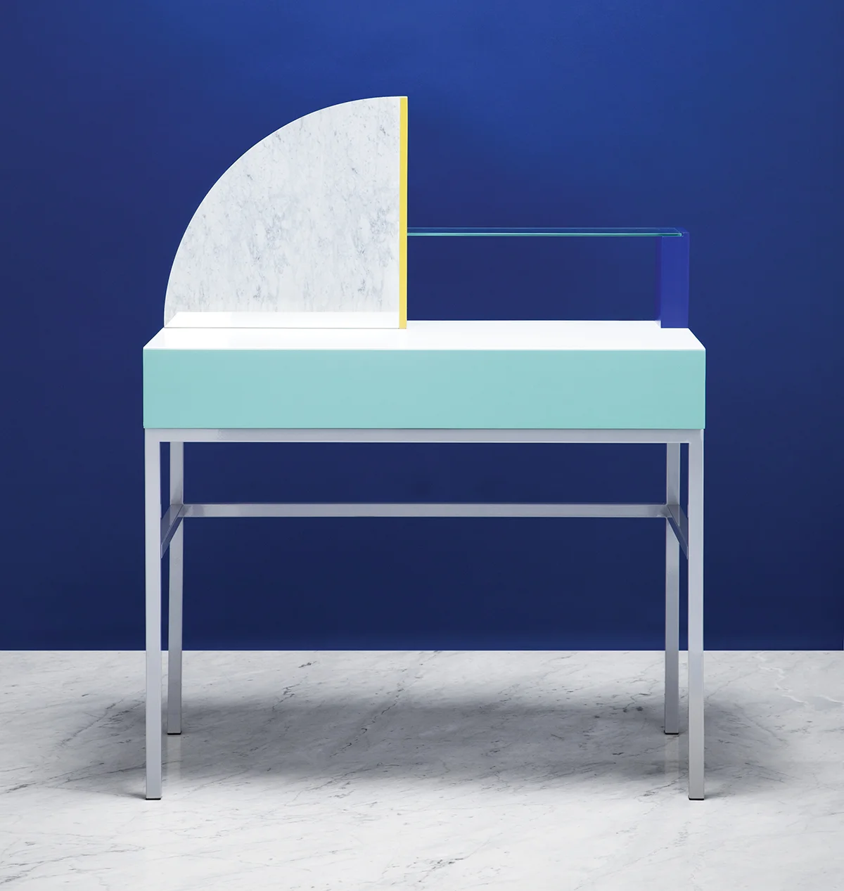 EQ3-ASSEMBLY-DRESSING-TABLE-04-zoemowat.jpg
