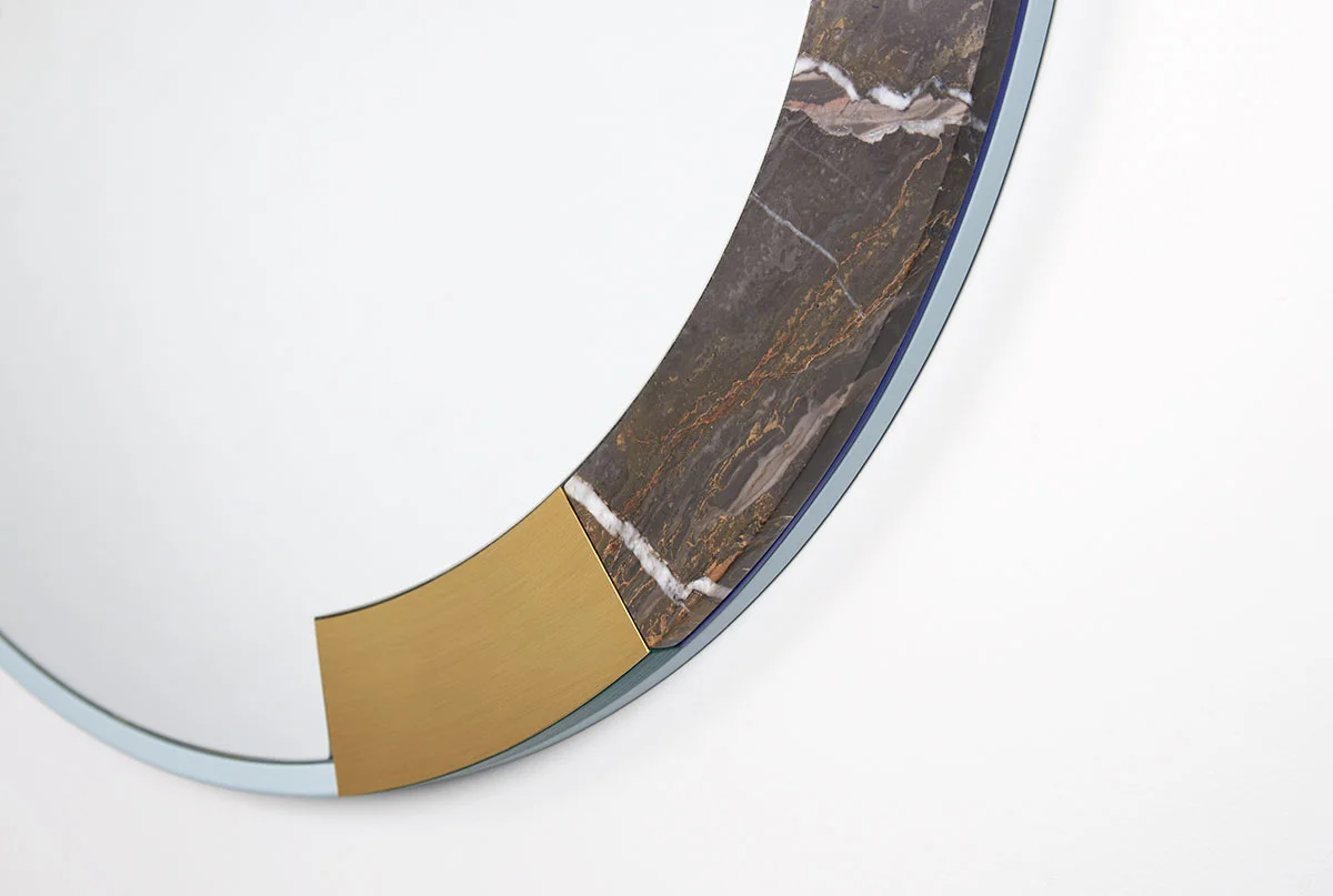 ora-mirror-03-zoemowat.jpg