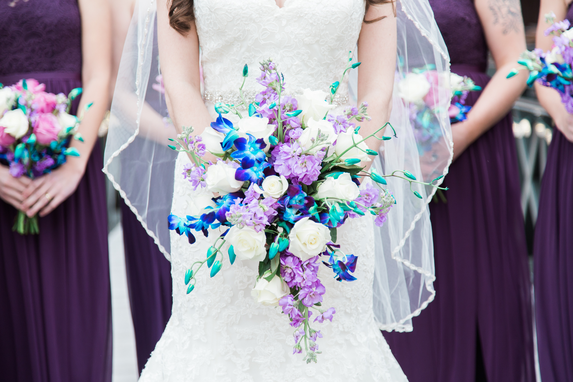 bridal-bouquet-columbus-photographer-roxanna-sue-photos-1.jpg