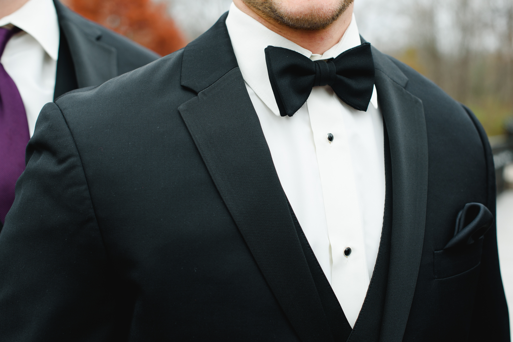 groom-black-tie-columbus-photographer-ohio-wedding-creekside-conference-1.jpg