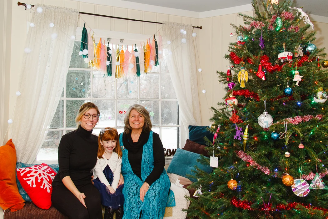 holiday-christmas-target-kids-columbus-photography-tree-1.jpg