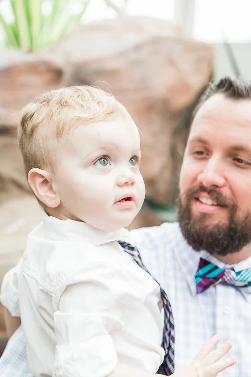 desertfamilyofthreecolumbusphotographerfamilyphotographerfranklinparkconservatory-1.jpg