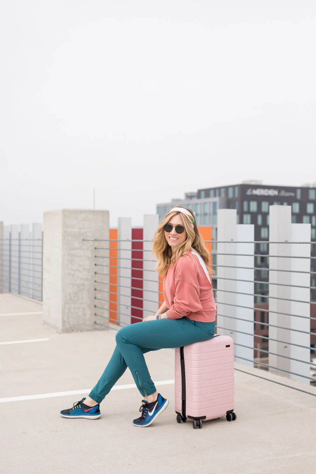 Columbus, Ohio Photographer. Travel Ohio Blogger. What To Wear Traveling.