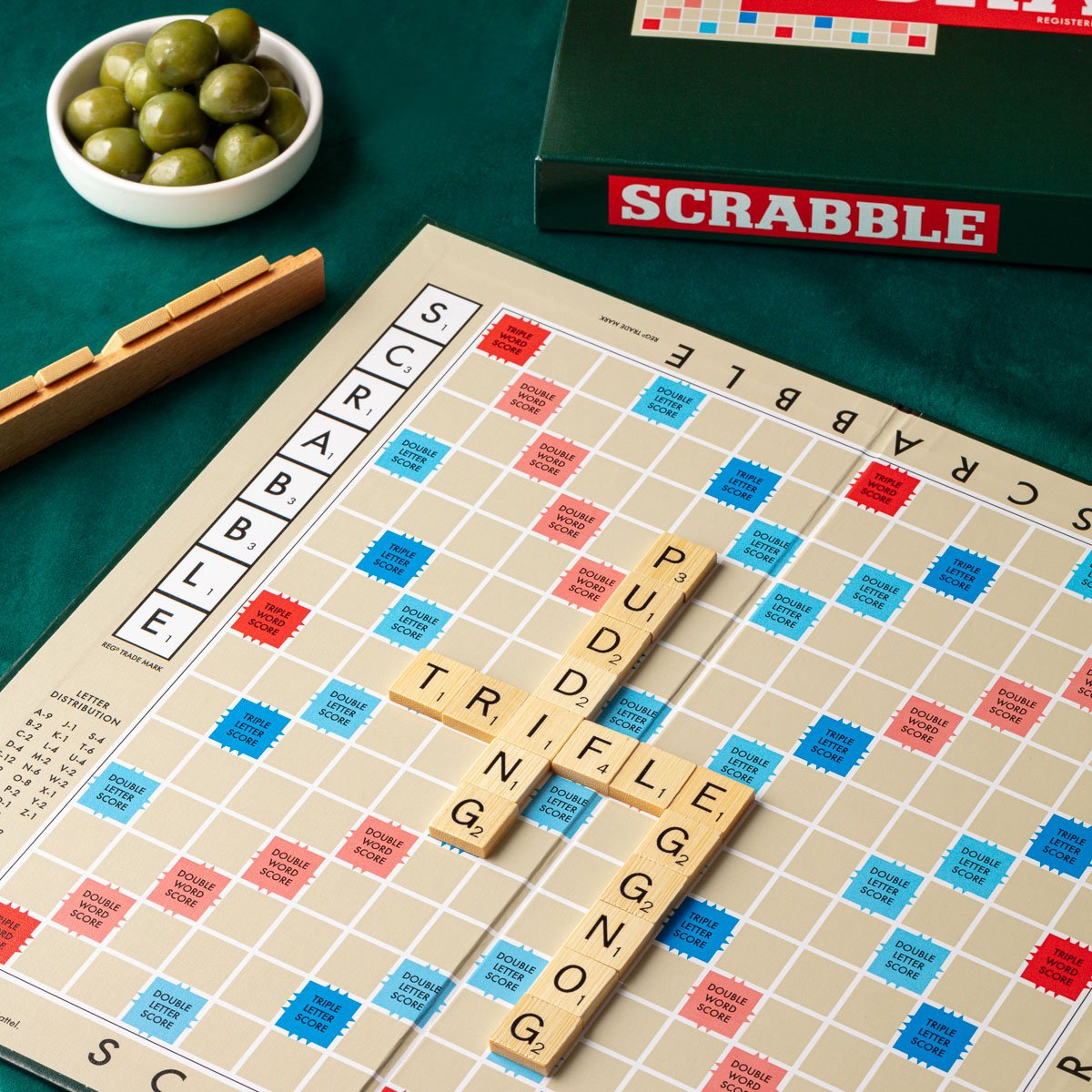 Hikaru Funnell Photography - Product Photographer - Christmas Board Games - 07-12-23 - 14.jpg