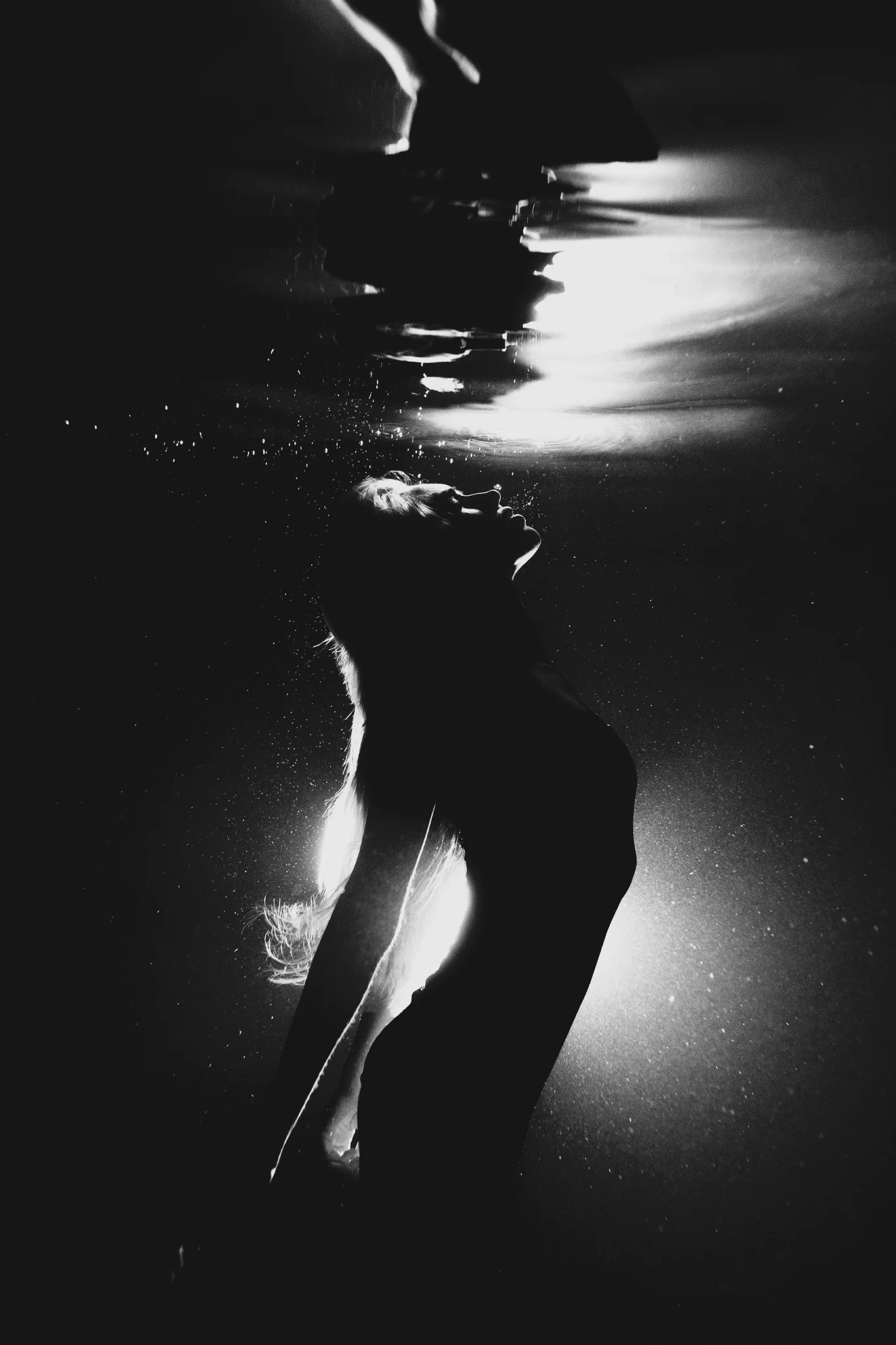 Cydnipool-5bw-p.jpg