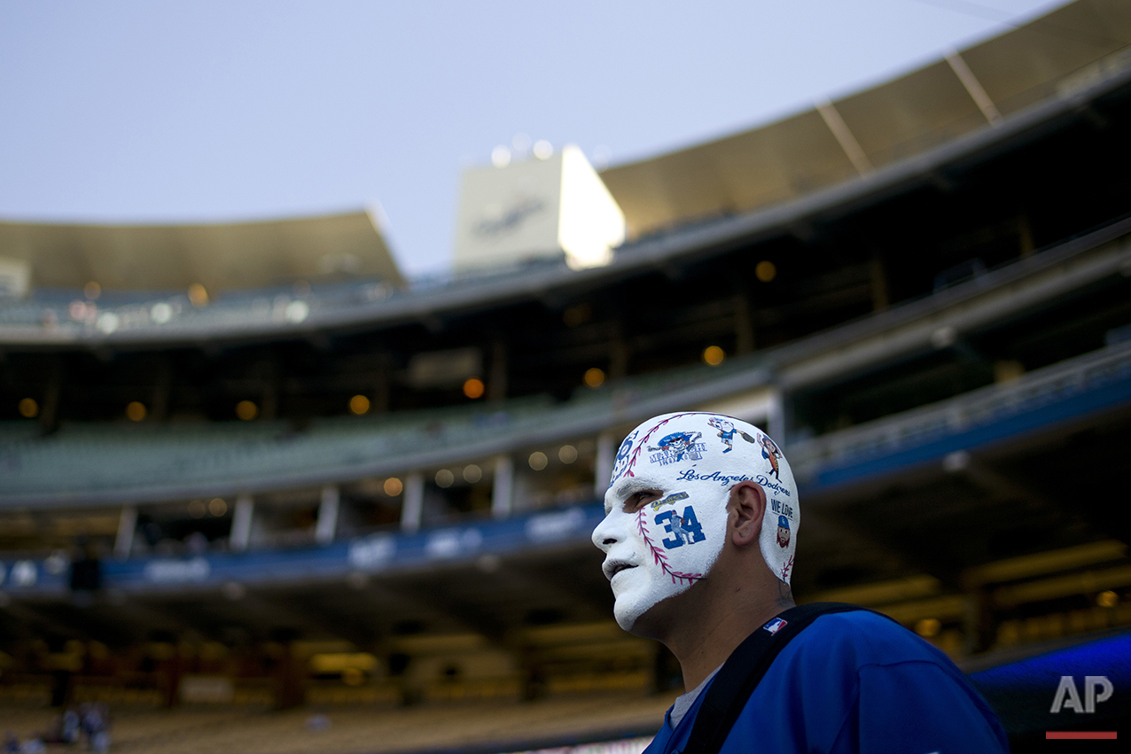 Brewers Dodgers Baseball