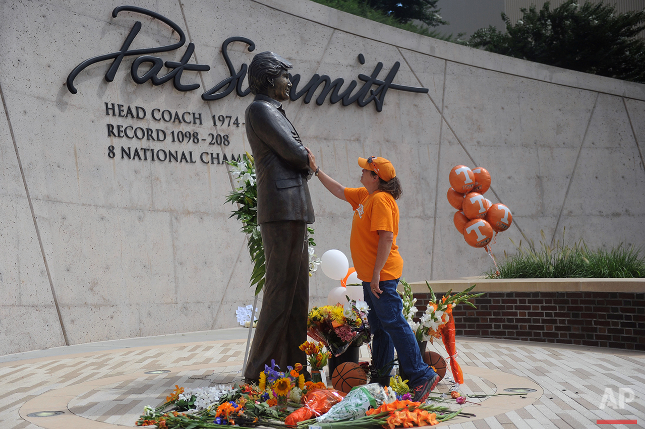 Obit Pat Summitt Basketball