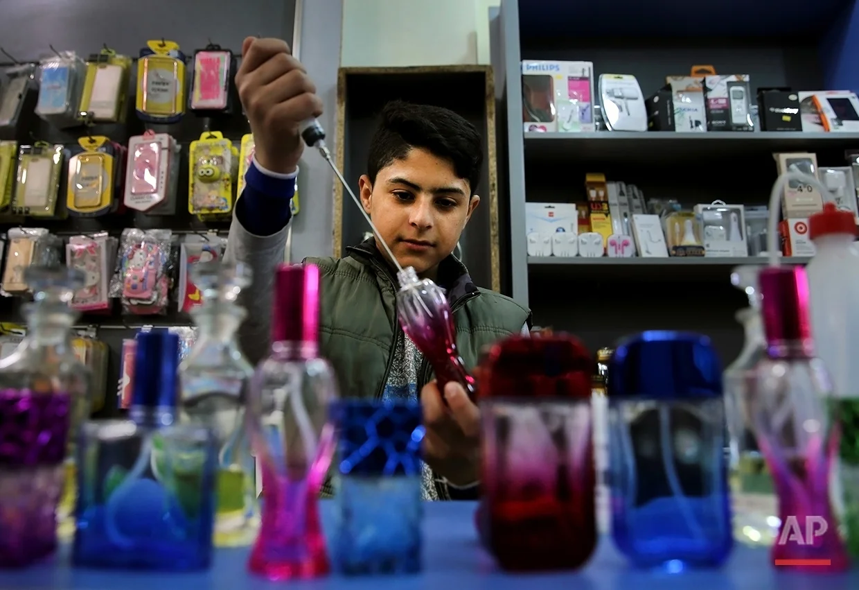 Mideast Lebanon Refugees Child Labor Photo Gallery