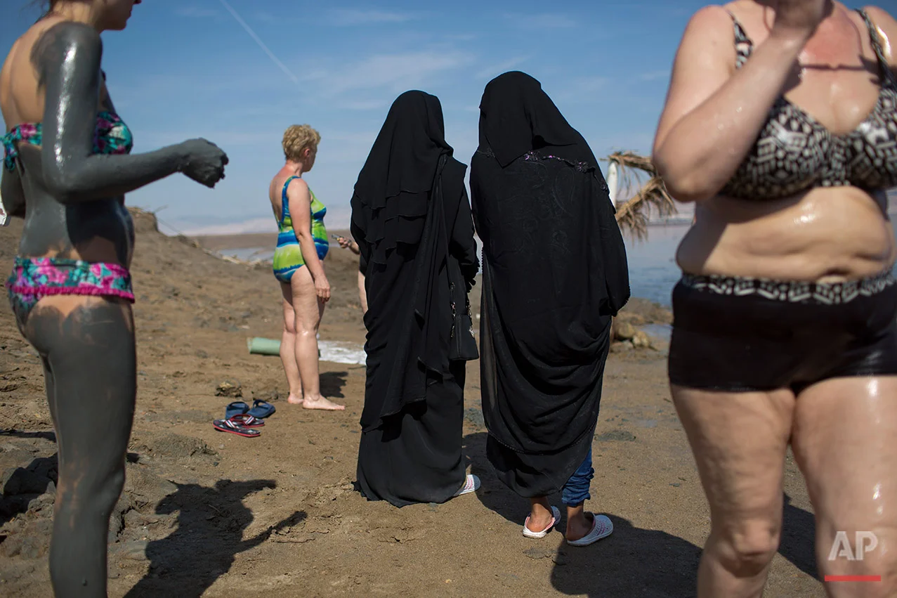 Mideast Israel Daily Life