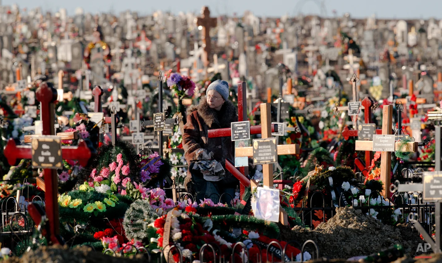 За 30 лет капитализма Россия стала недосчитывать 31 миллион русских? А Путин же рассказывал, что работает в интересах русского народа