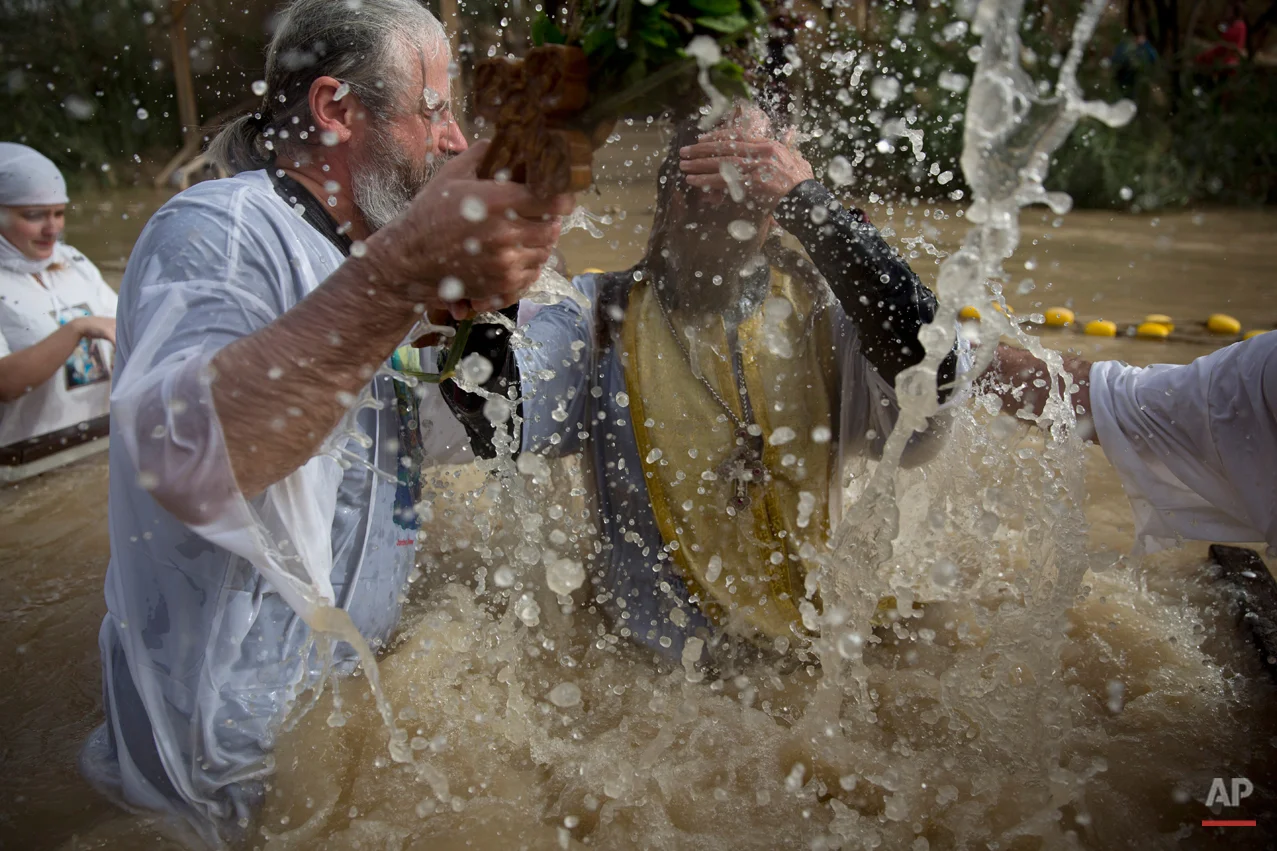 APTOPIX Mideast Israel Palestinians Baptism Epiphany