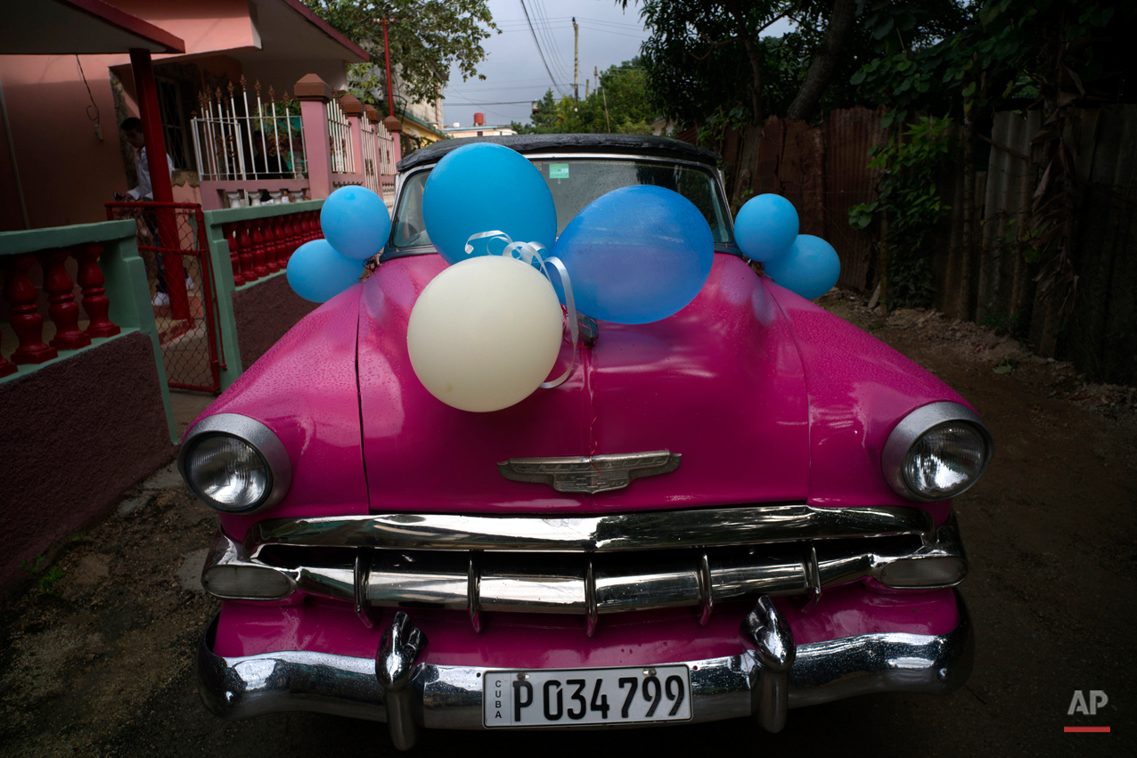 Cuba Quinceaneras