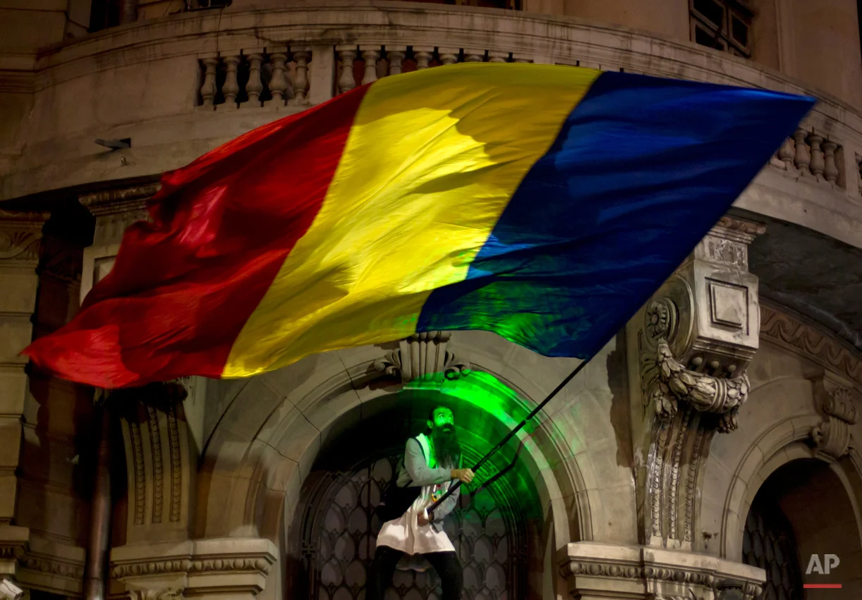 APTOPIX Romania Nightclub Fire Protest