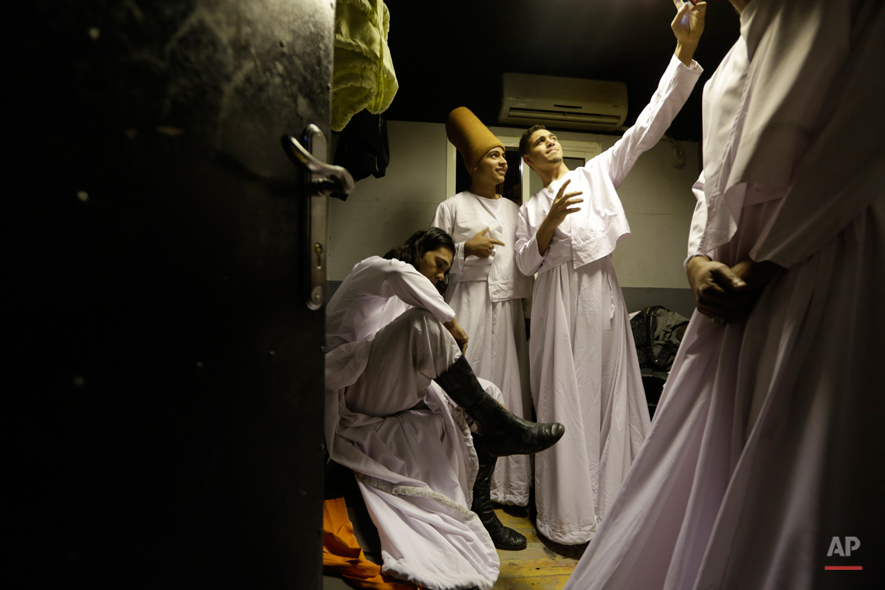 Mideast Egypt Whirling Dervishes Photo Essay