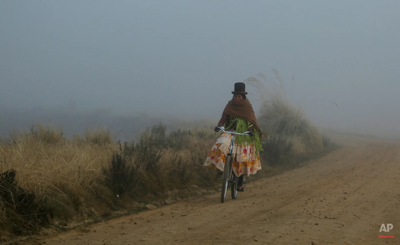 APTOPIX Bolivia Titicaca Contamination