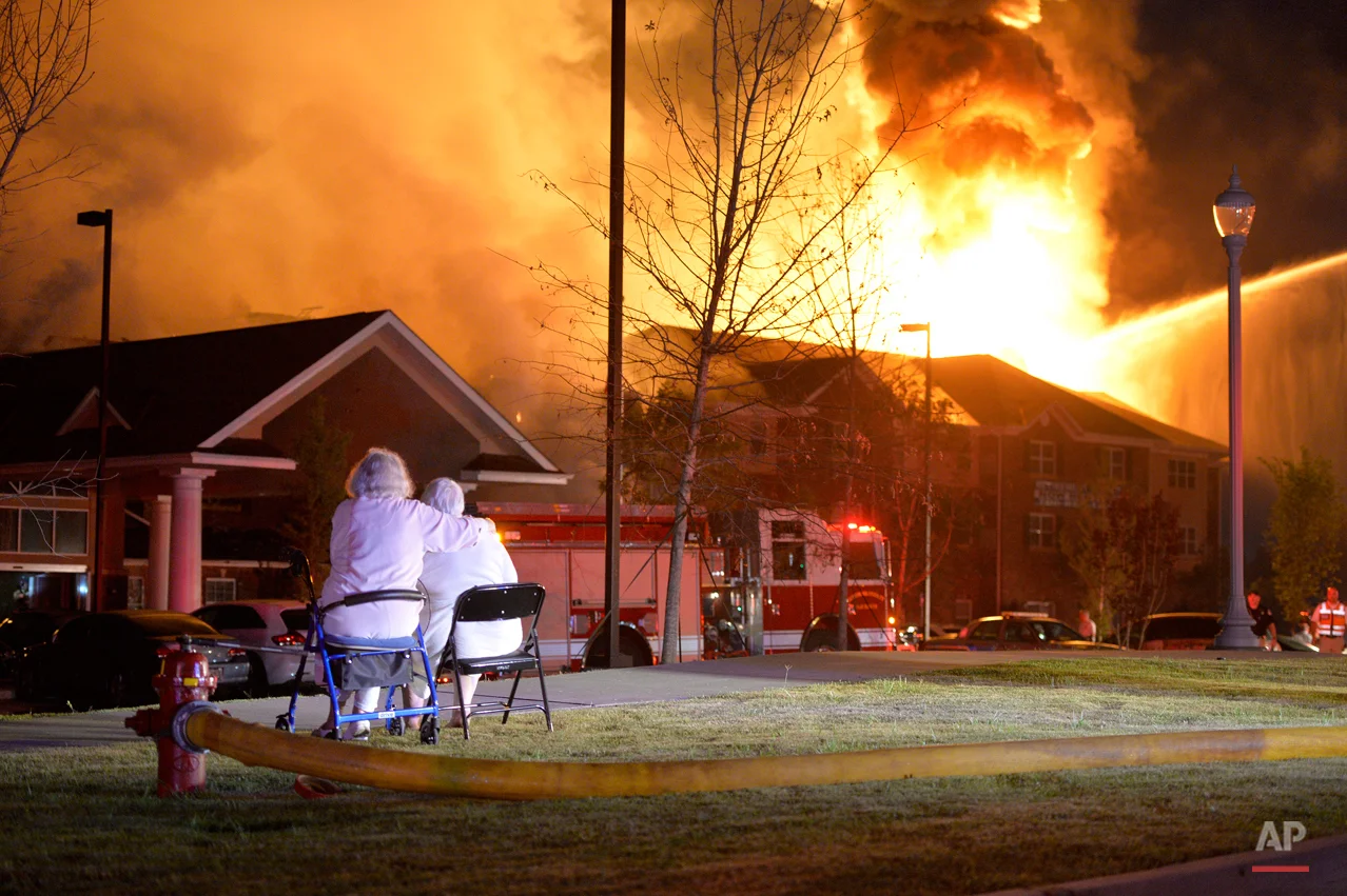 APTOPIX Retirement Community Fire