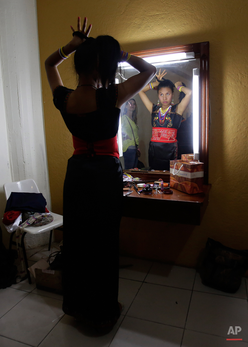 Ecuador Indigenous Beauty Contest Photo Gallery