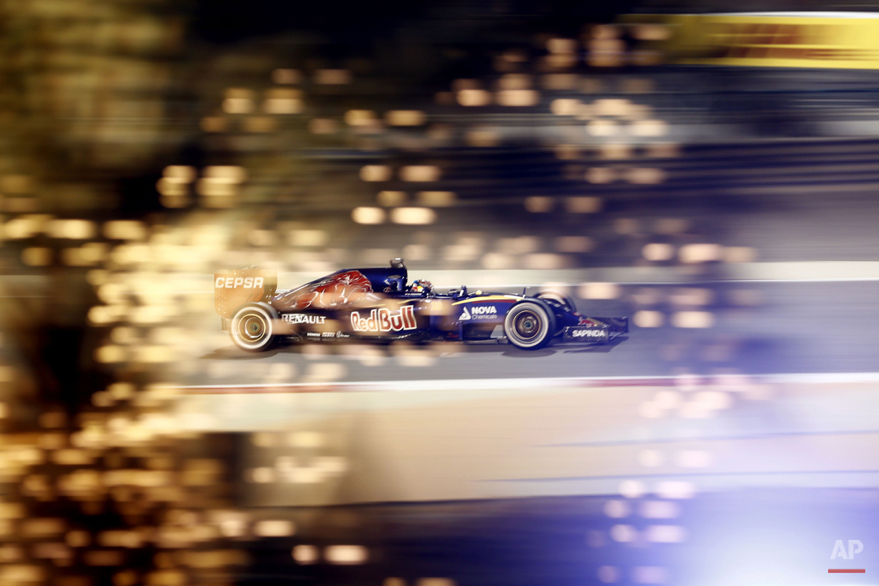 APTOPIX Mideast Bahrain F1 GP Auto Racing