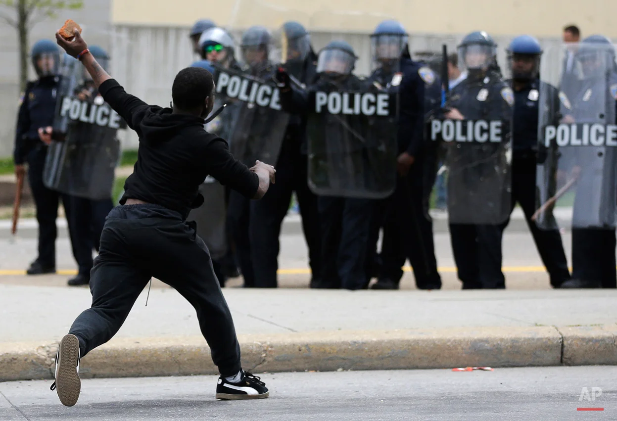 APTOPIX Suspect Dies Baltimore