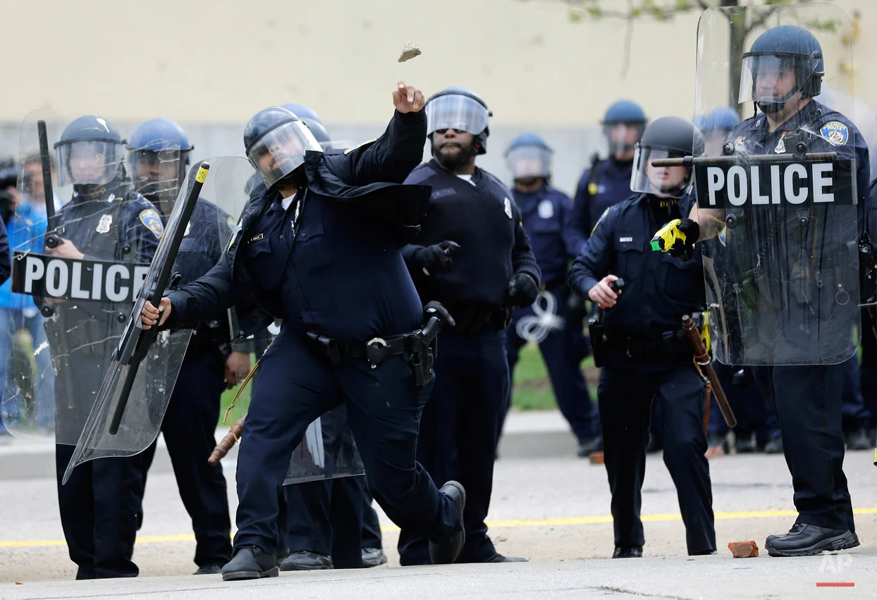 APTOPIX Suspect Dies Baltimore
