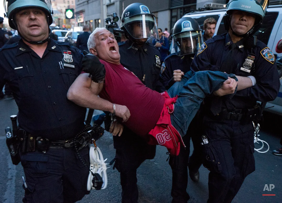 APTOPIX Suspect Dies Baltimore NYC