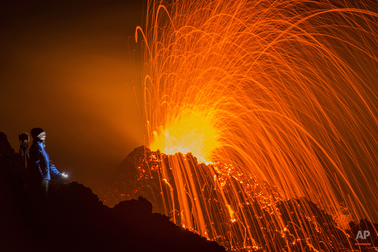 APTOPIX France La Reunion Volcano