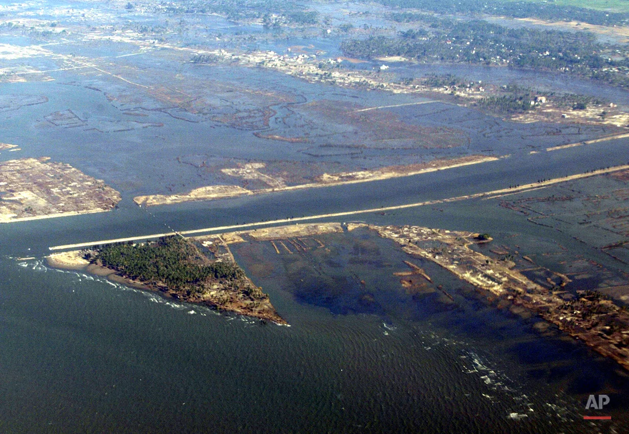 INDONESIA QUAKE TIDAL WAVE