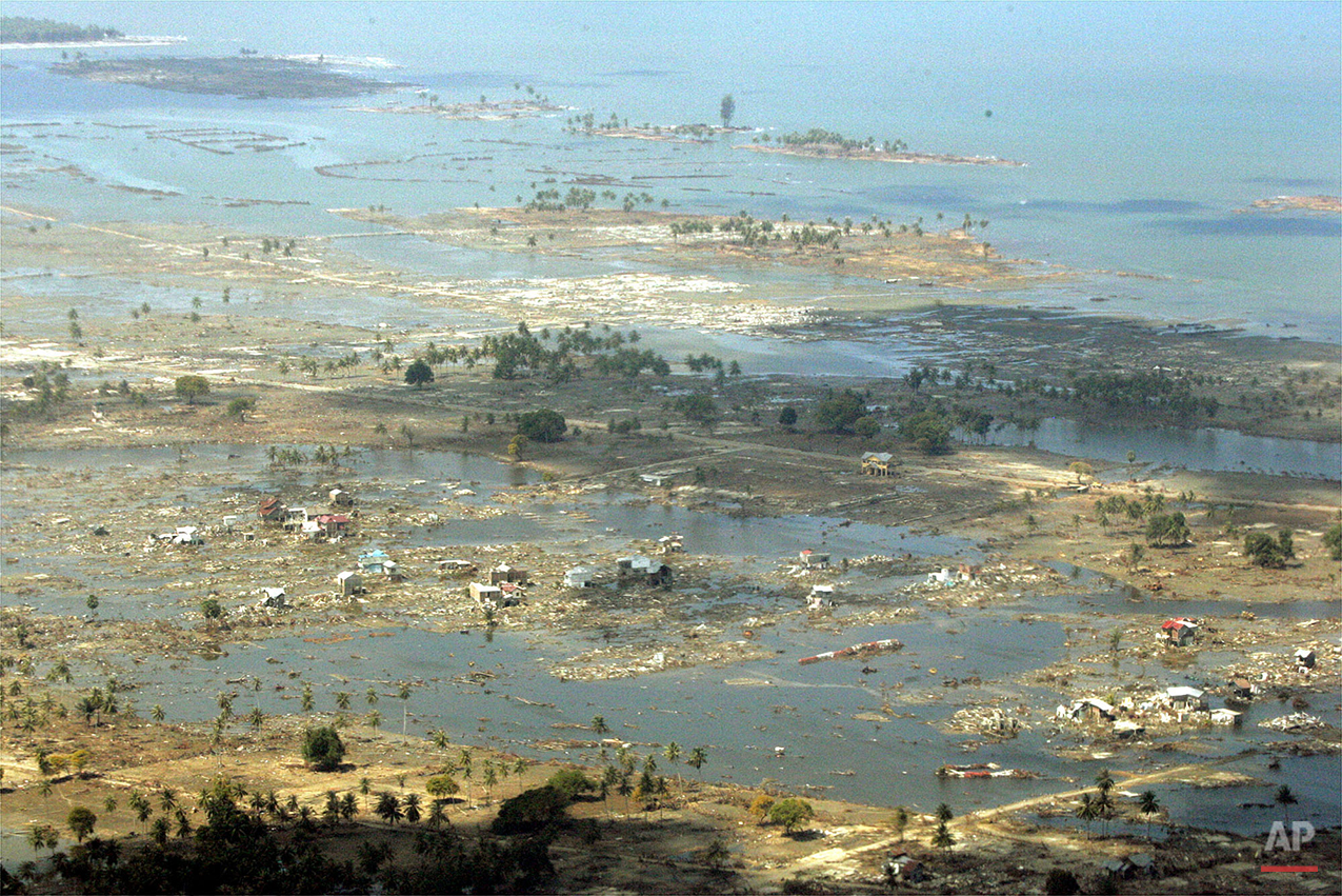 2004 Indian Ocean Tsunami AP Photos