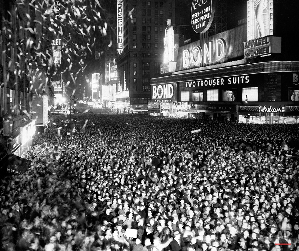 NYC NEW YEARS 1950