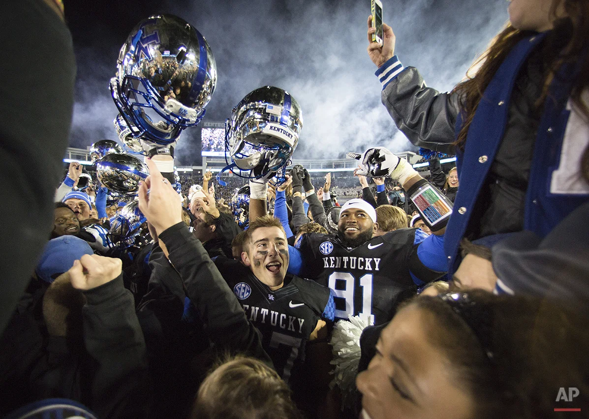 APTOPIX South Carolina Kentucky Football