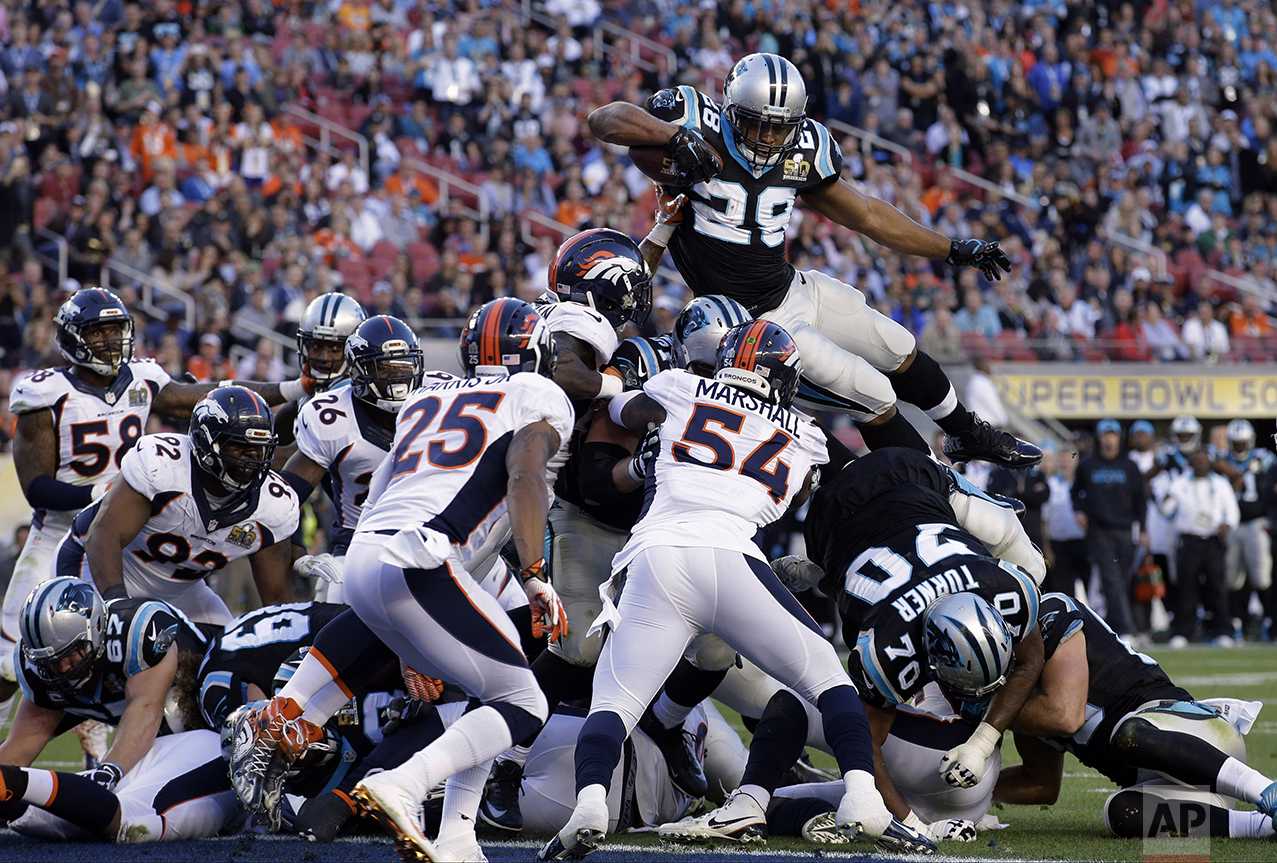  Carolina Panthers' Jonathan Stewart (28) scores a touchdown during the first half of the NFL Super Bowl 50 football game on Feb. 7, 2016, in Santa Clara, Calif. (AP Photo/Jeff Chiu) 