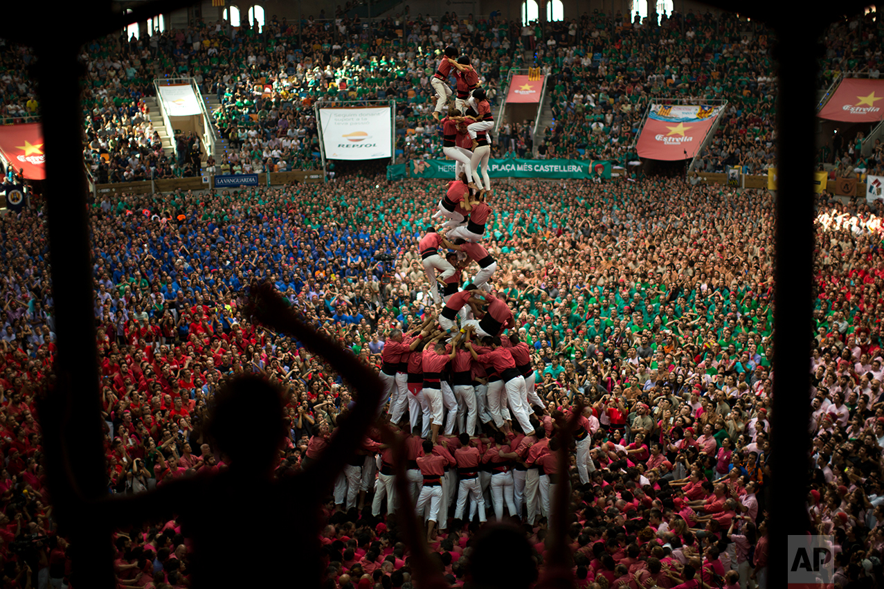 APTOPIX Spain Human Tower