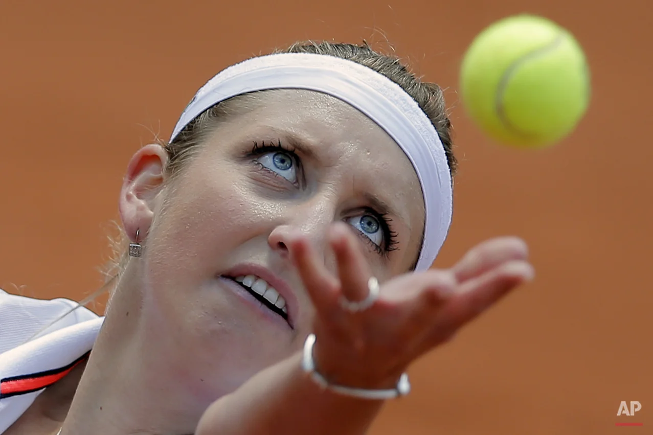  Timea Bacsinszky of Switzerland serves in the third round match of the French Open tennis tournament against Madison Keys of the U.S. at the Roland Garros stadium, in Paris, France, Saturday, May 30, 2015. Bacsinszky won in two sets 6-4, 6-2. (AP Ph