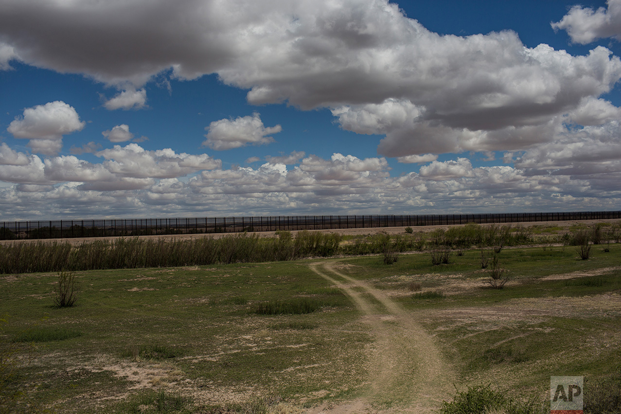 A fence marks the border between Mexico and the U.S. in the Juarez Valley, Mexico, across the border from the outskirts of El Paso, Texas, Wednesday, March 29, 2017. This border fence was planned and started before President Donald Trump’s election. (AP Photo/Rodrigo Abd)