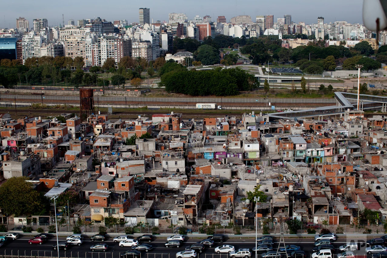 Argentine capital seeks to improve iconic Villa 31 slum — AP Images