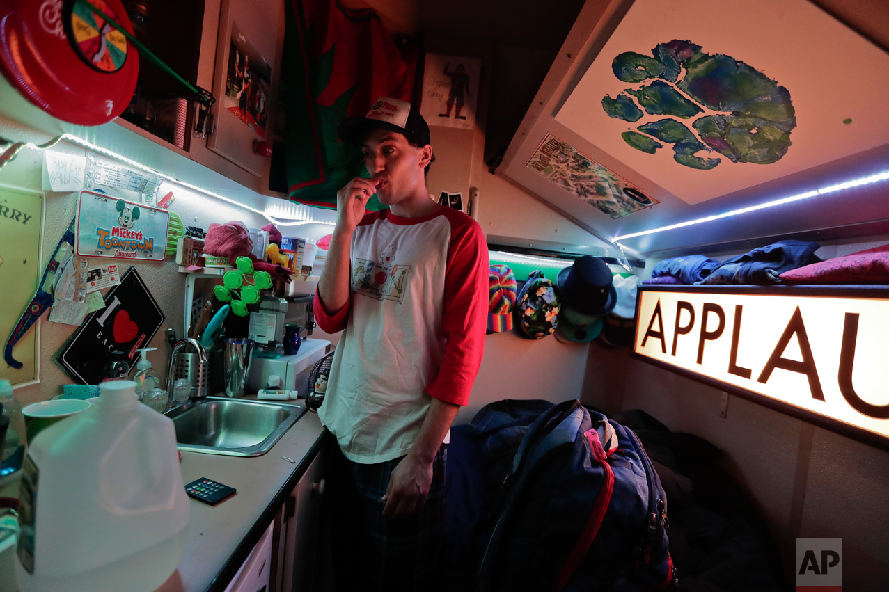  Ringling Bros. circus clown Stephen Craig brushes his teeth in his living compartment on the red unit's train before heading to the arena to perform in a show, Thursday, May 4, 2017, in Providence, R.I. Craig hadn't given a thought to joining the ci