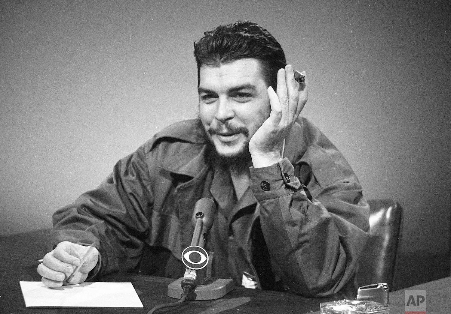 In this Dec. 13, 1964 photo, Cuba's Ernesto "Che" Guevara makes an appearance on "Face the Nation" at CBS-TV studios in New York. (AP Photo)