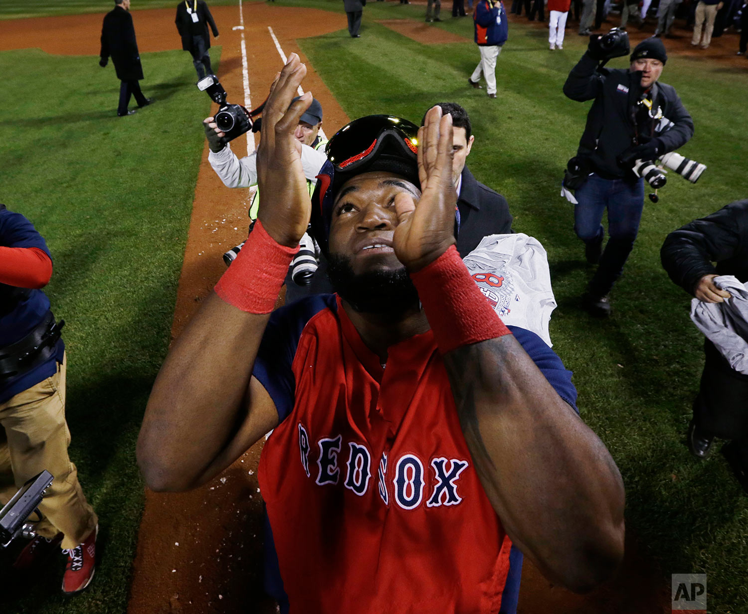 The 20 biggest moments in 20 years of World Series history — AP Photos
