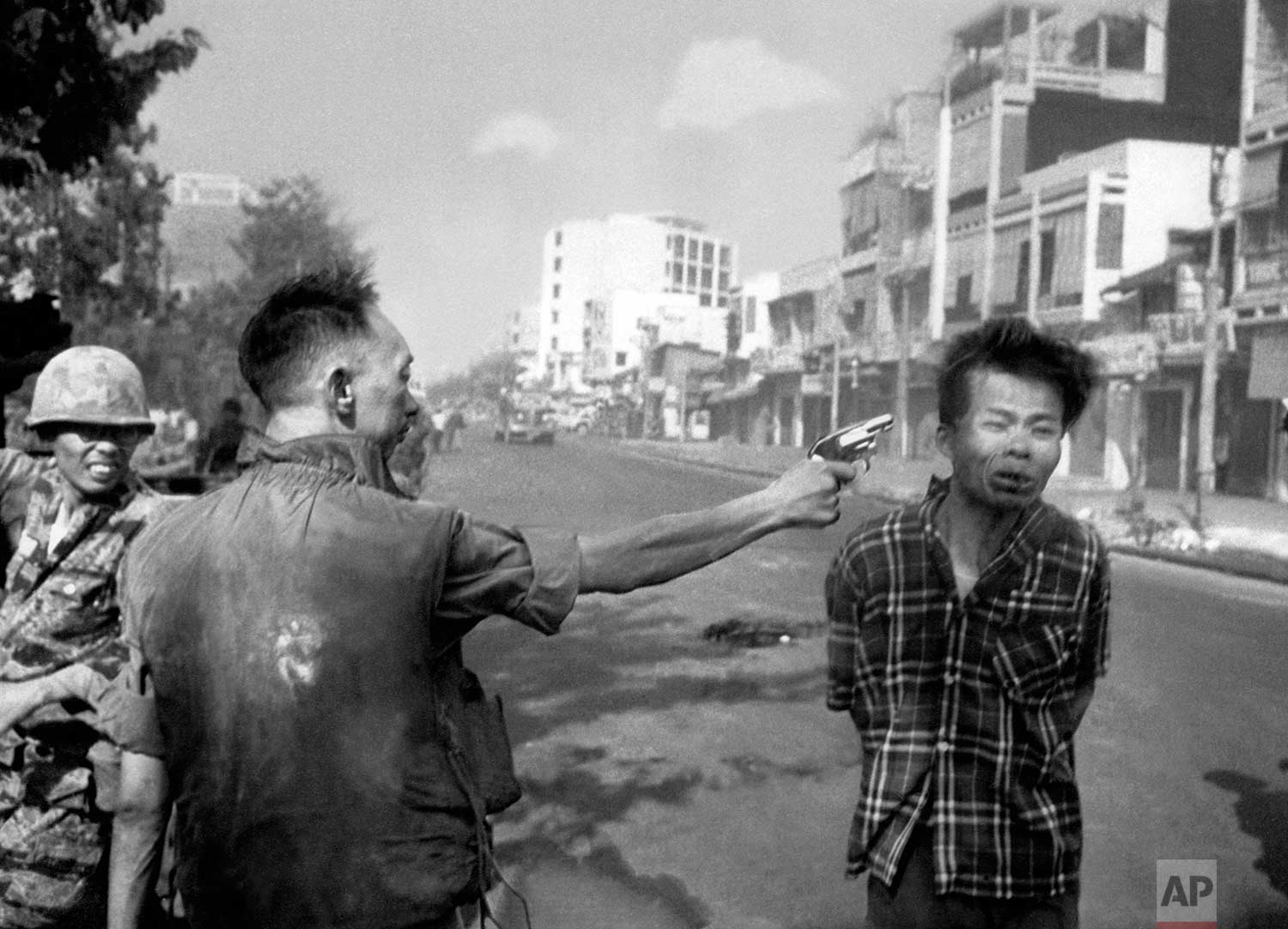 ** EDS NOTE: GRAPHIC CONTENT ** South Vietnamese Gen. Nguyen Ngoc Loan, chief of the National Police, fires his pistol into the head of suspected Viet Cong officer Nguyen Van Lem (also known as Bay Lop) on a Saigon street Feb. 1, 1968, early in the 