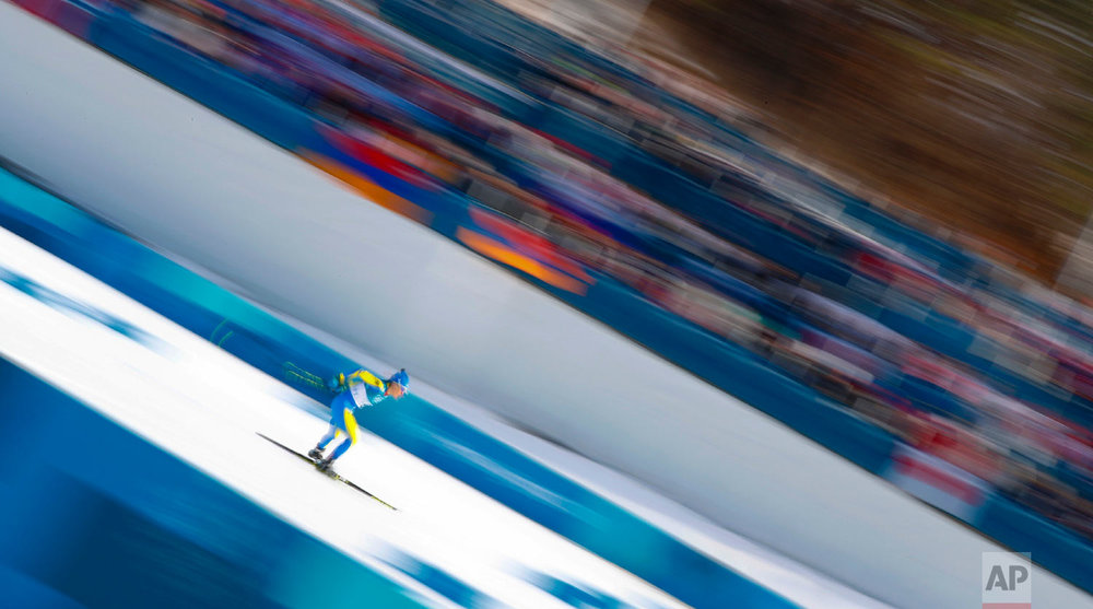  Maryna Antsybor, of Ukraine, competes during the women's 10km freestyle cross-country skiing competition at the 2018 Winter Olympics in Pyeongchang, South Korea, Thursday, Feb. 15, 2018. (AP Photo/Matthias Schrader) 