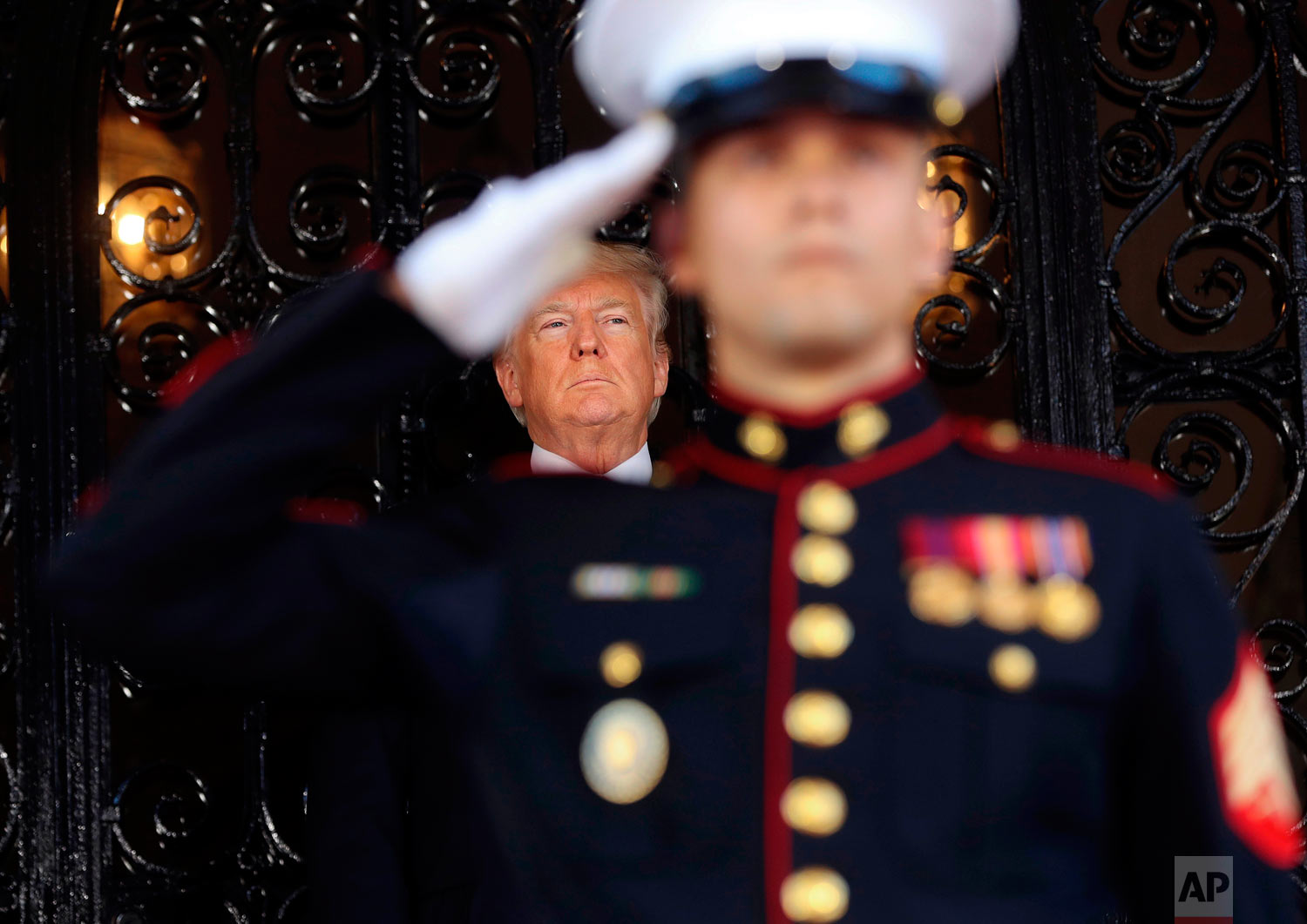  President Donald Trump waits for the arrival of Japanese Prime Minister Shinzo Abe at Trump's private Mar-a-Lago club, Tuesday, April 17, 2018, in Palm Beach, Fla. (AP Photo/Pablo Martinez Monsivais) 