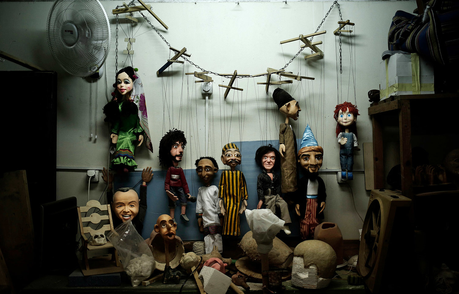 In Egypt, a marionette maker strings together memories — AP Photos